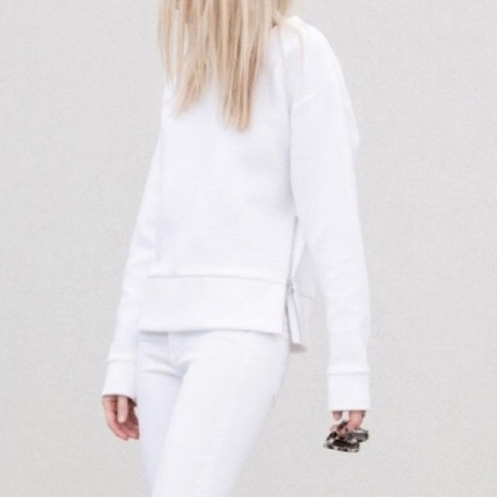White Wilfred free Aritzia crew neck w side zipper